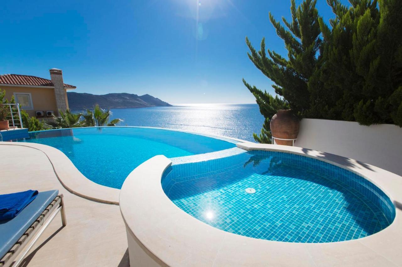Iskenderun Villa Sleeps 10 With Pool And Air Con Yenikoy  Ngoại thất bức ảnh
